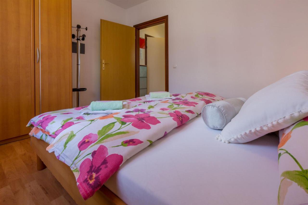 Apartments Vanessa Dramalj Εξωτερικό φωτογραφία